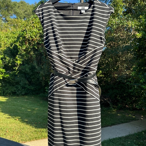 Black and White Striped Midi Dress Classic - Picture 1 of 4